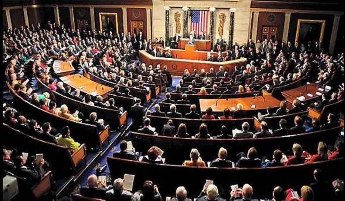 El Senado de EE UU aprueba la ley para desclasificar los archivos de Jeffrey Epstein, que ahora espera la firma de Trump