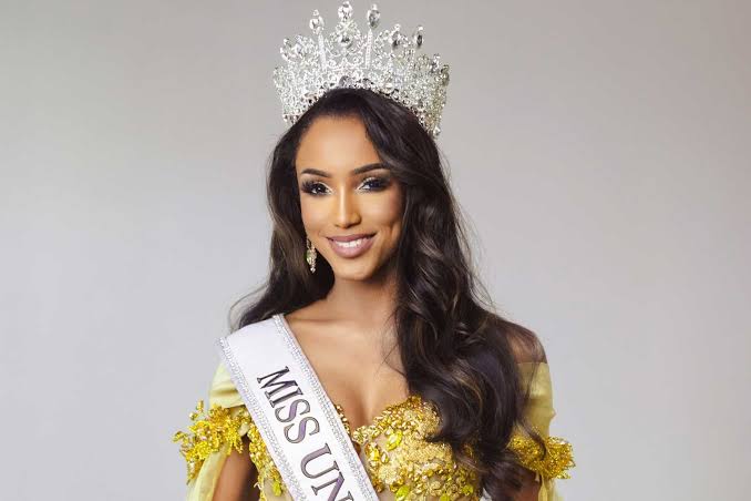 Miss Jamaica en cuidados intensivos tras su caída en la competencia: piden oraciones para Gabrielle
