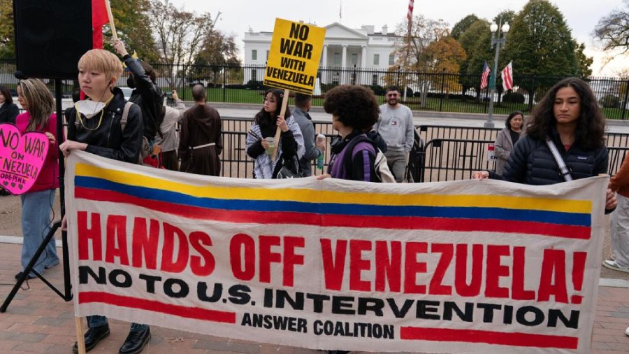 Manifestantes en EE.UU. exigen el cese de las agresiones contra Venezuela en jornada “Hands Off Venezuela”