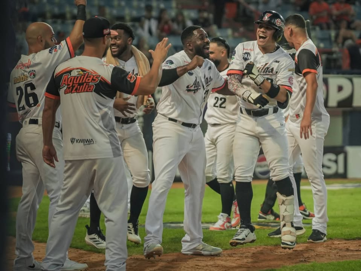 Águilas consigue su boleto a la fiesta de enero