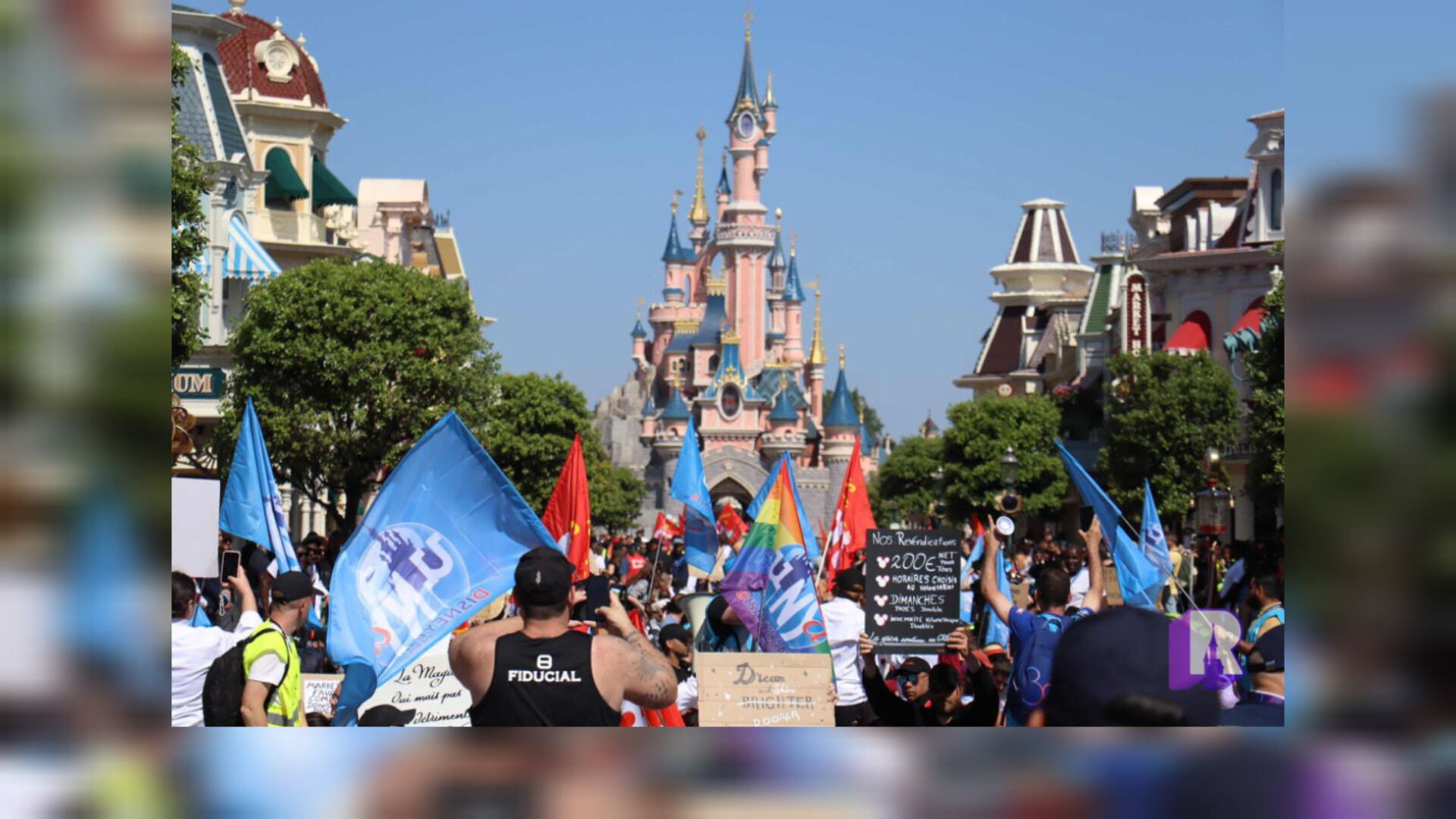 Personal de limpieza paraliza Disneyland Paris en protesta por salarios y condiciones laborales