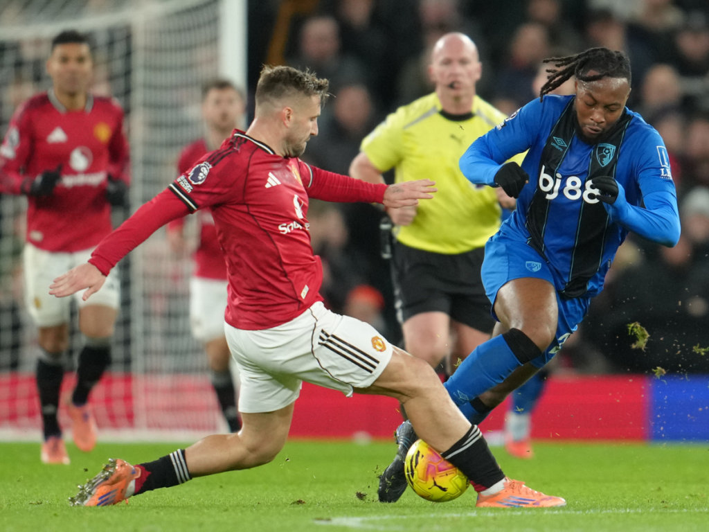 Manchester United deja escapar el triunfo ante Bournemouth en un emocionante empate 4‑4 que deja dudas sobre su actualidad en la Premier League