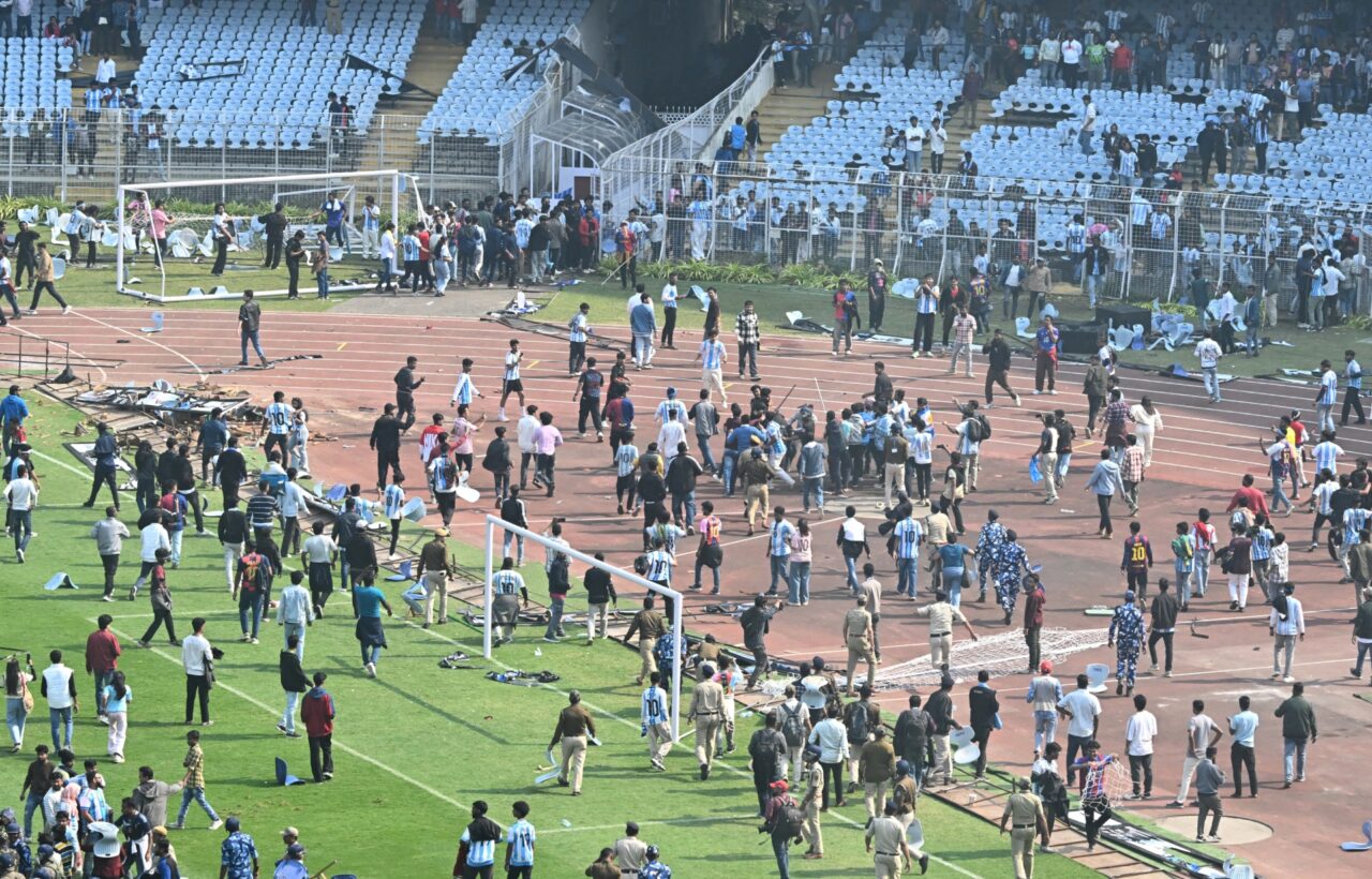 Visita de Messi a un estadio en India termina con disturbios