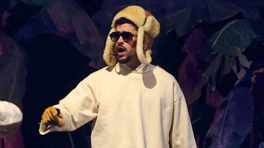 Bad Bunny lidera la lista de los artistas más escuchados en el mundo en Spotify en 2025