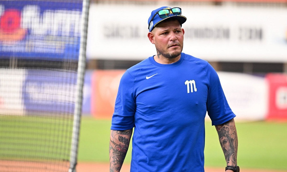 Yadier Molina se muestra satisfecho con el crecimiento de Magallanes