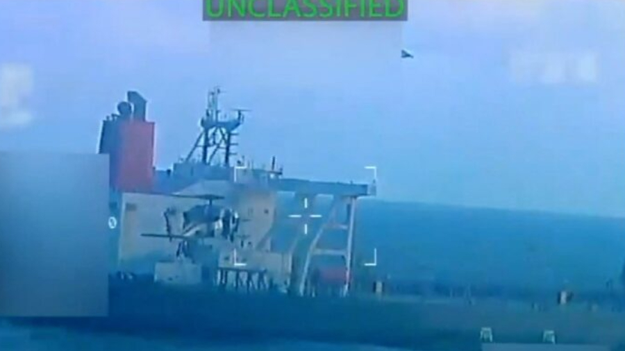 Venezuela denuncia desaparición de tripulantes tras asalto de EE.UU. a buque petrolero; Maduro lo califica de “acto de piratería”