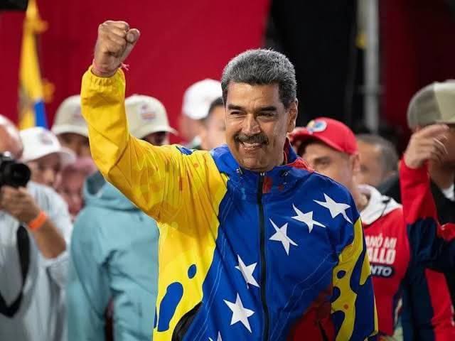 Presidente Maduro afirma que “la Comuna es el camino” para consolidar la paz estructural y perpetua en Venezuela