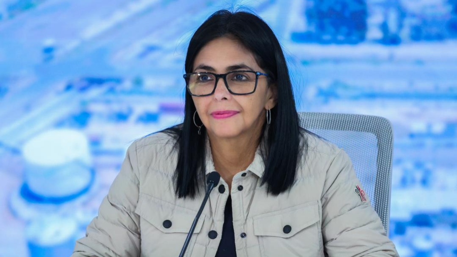 Vicepresidenta Delcy Rodríguez rechaza enérgicamente declaraciones de María Corina Machado y las tilda de “expresiones vulgares de la oligarquía”