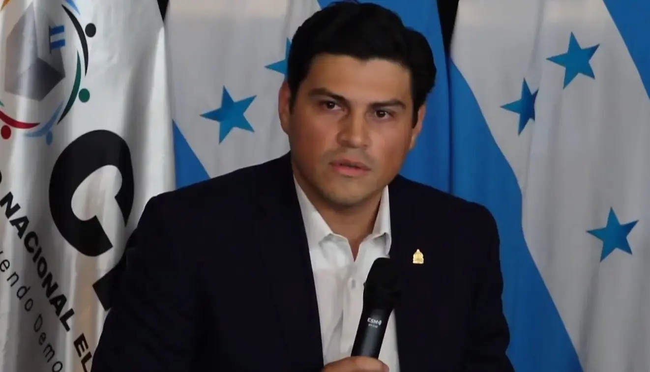 Consejero electoral denuncia “golpe electoral” en Honduras y acusa al sistema TREP de ser una “trampa” manipulada