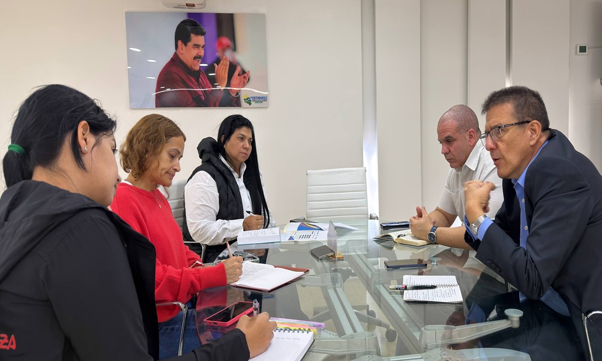 Cuba y Venezuela refuerzan alianza sanitaria y denuncian “agresión” de EE.UU. en reunión de alto nivel