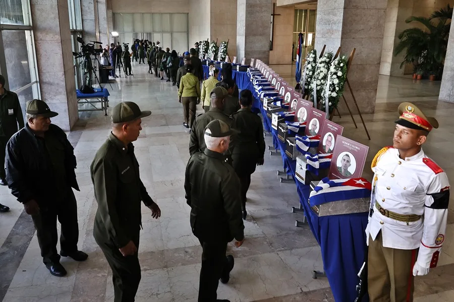 Cuba despide a los 32 militares muertos en Venezuela: «EE.UU. ha tirado todo por el piso»