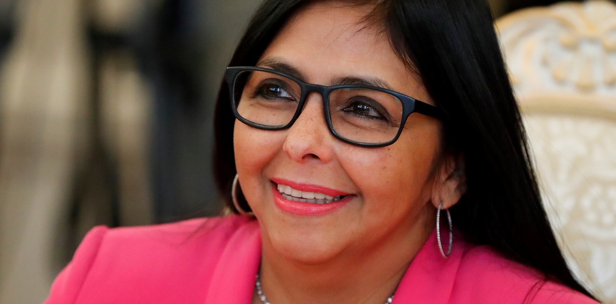 Delcy Rodríguez Llama al Diálogo con Estados Unidos en Medio de Tensión Regional