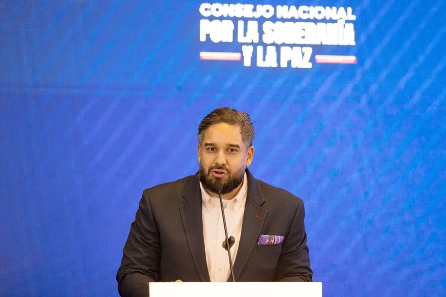 Hijo de Nicolás Maduro Denuncia en el Parlamento el “Secuestro” de sus Padres y Ofrece Apoyo Incondicional a Delcy Rodríguez como Presidenta Encargada