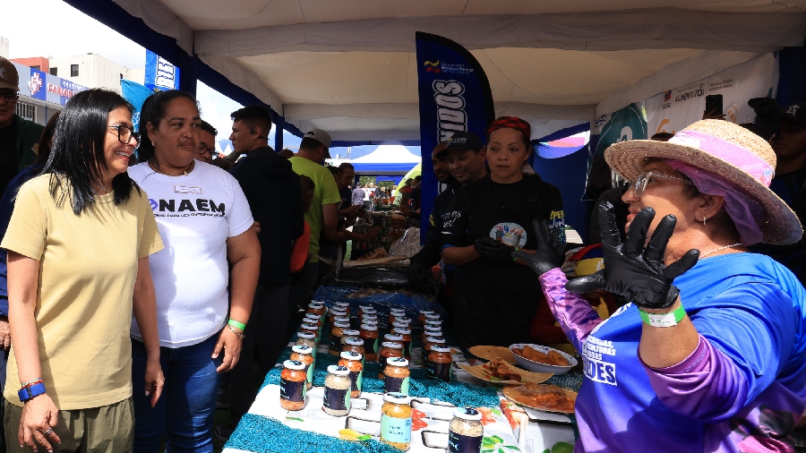 Gobierno despliega jornada social integral en Fuerte Tiuna para atender a afectados tras los hechos del 3 de enero