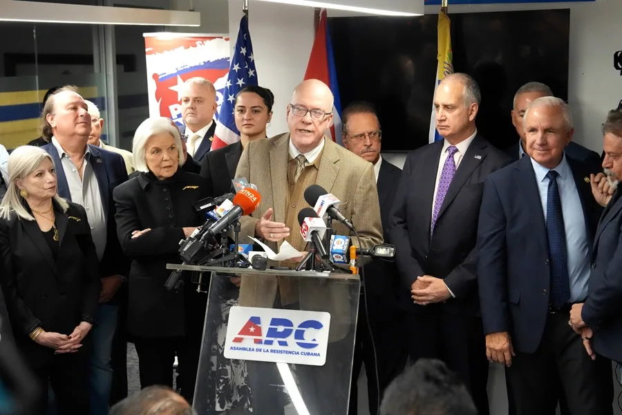 Congresistas de Florida Exigen Mayor Presión Internacional sobre Cuba tras la Intervención en Venezuela