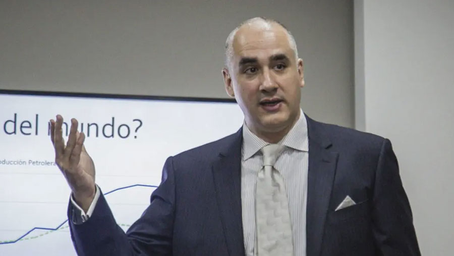 Economista Luis Oliveros Anticipa Repunte Petrolero en Venezuela para 2026: Ingresos por Exportaciones Podrían Superar el 50%
