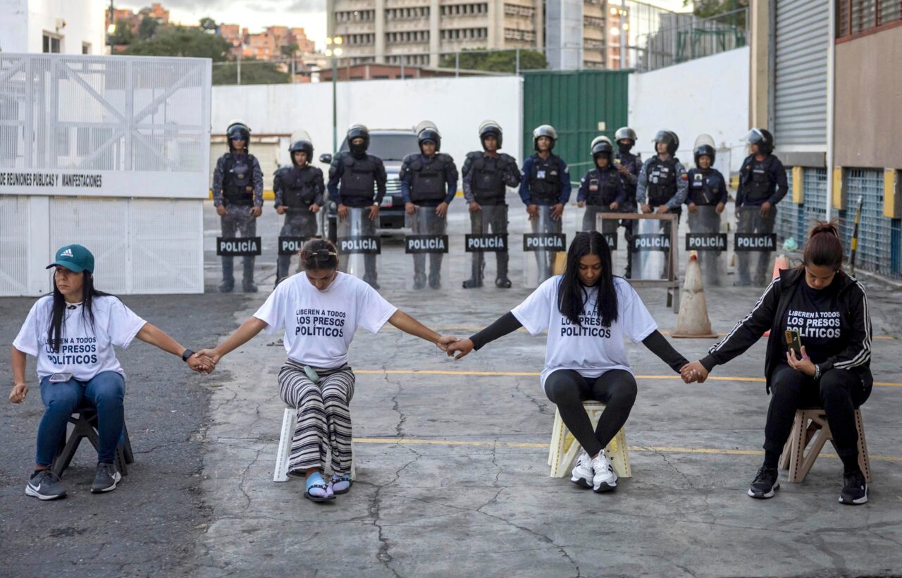 Plataforma Unitaria Exige Inclusión de Todos los Presos Políticos y Exiliados en Nueva Ley de Amnistía