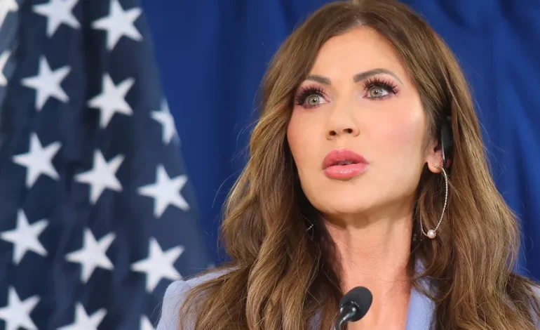 Demócratas del Congreso de EE.UU. exigen la dimisión de la secretaria de Seguridad Nacional y el desmantelamiento del ICE tras incidentes en Minnesota