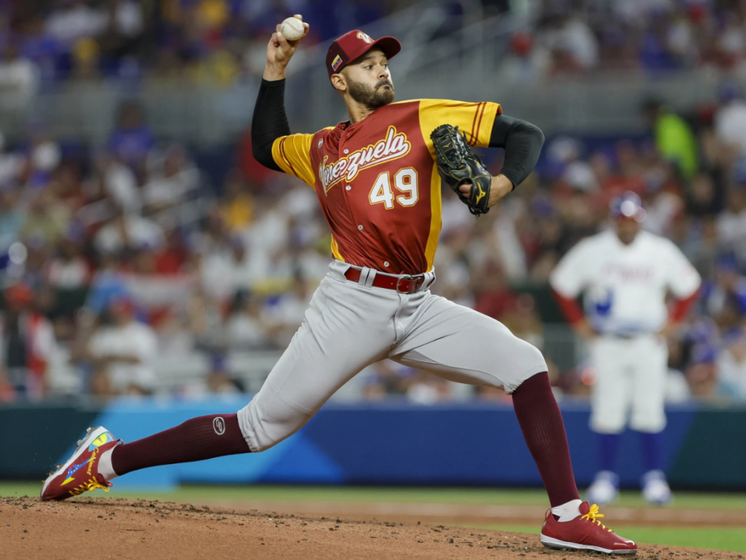 Pablo López se perderá el clásico mundial de béisbol tras desgarro en el ligamento del codo