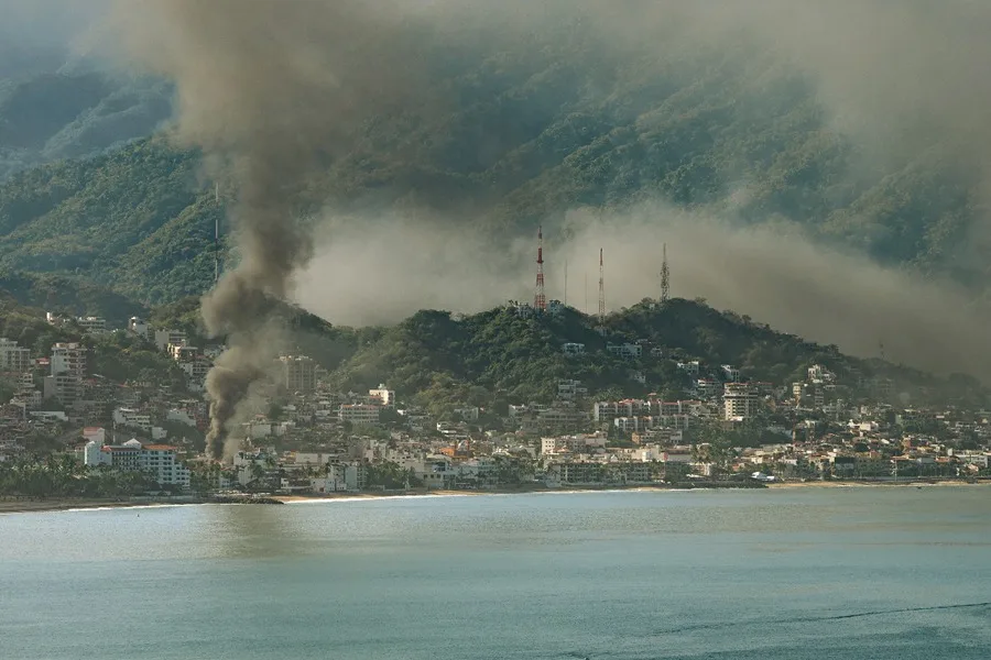 México: Fuga masiva de 23 presos en Puerto Vallarta tras ataque armado a la cárcel