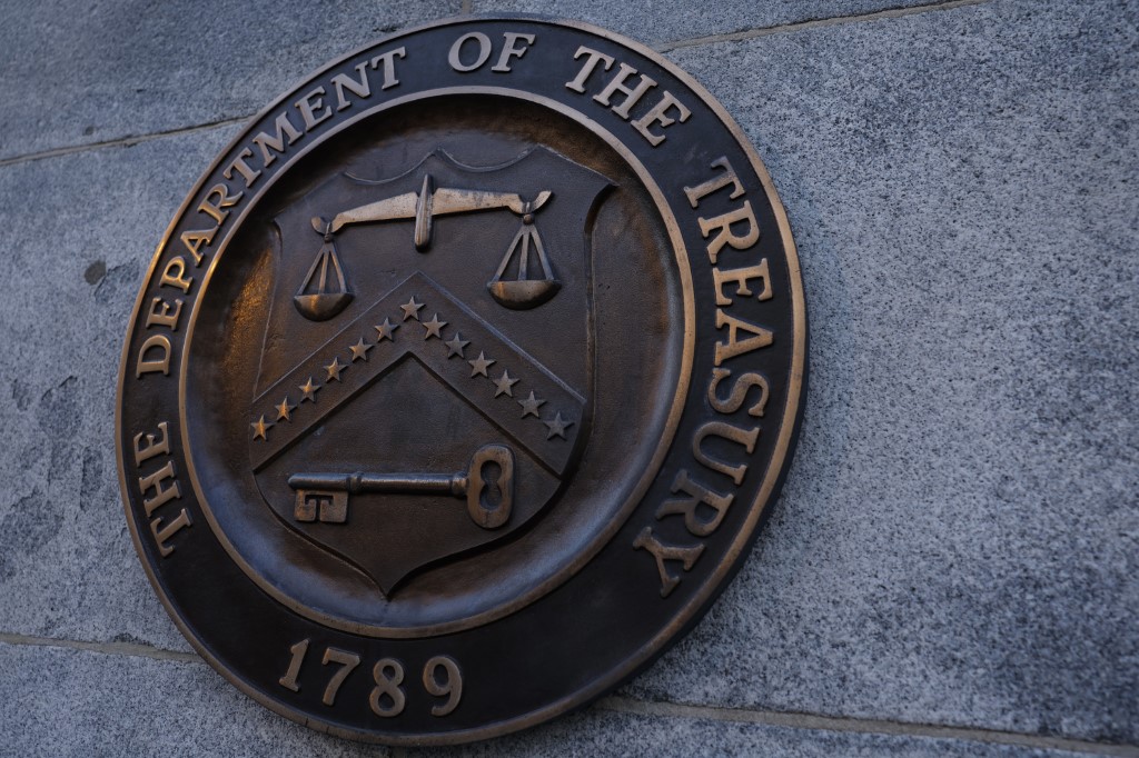 OFAC Relaja Restricciones para la Participación de Empresas Estadounidenses en el Mercado Petrolero Venezolano