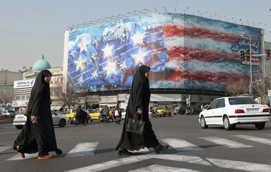 Irán Responde a Amenazas de EE. UU. y Asegura Estar Preparado para un Conflicto Regional