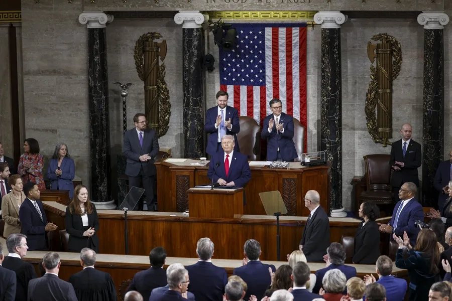 Enrique Márquez, el opositor venezolano, emociona a su sobrina en el discurso del Estado de la unión de Trump