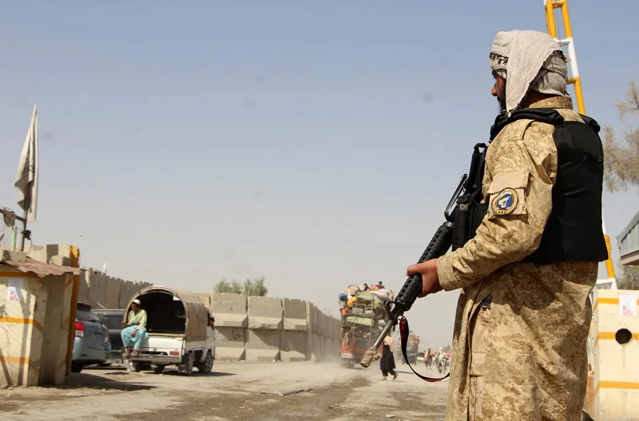 Pakistán anuncia tregua temporal en Afganistán ante la reacción internacional por ataques recientes