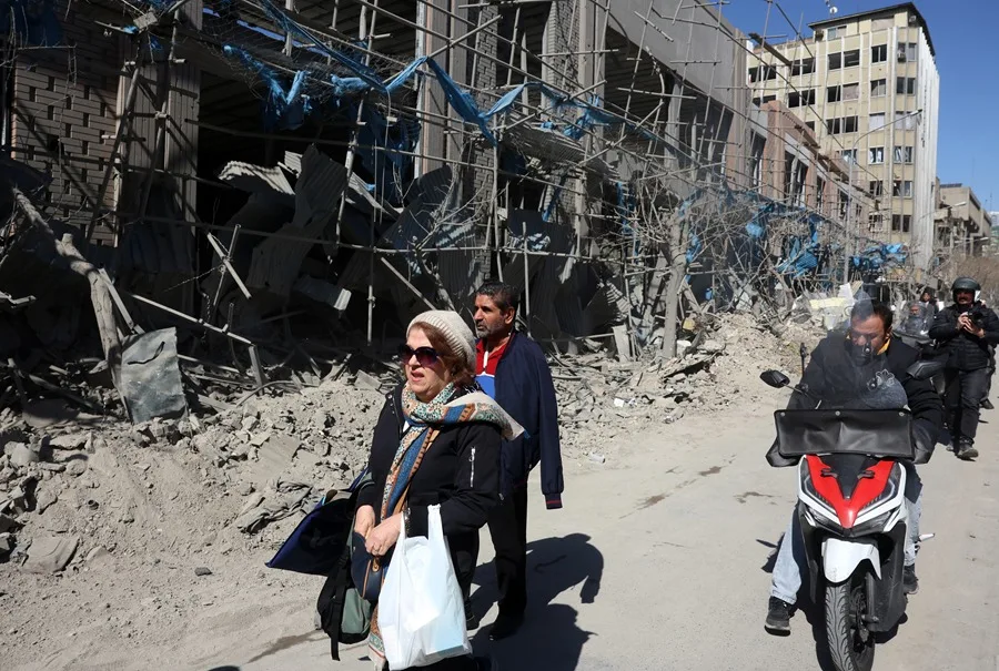 Israel lanza ofensiva aérea de gran escala contra Teherán en medio del conflicto en curso