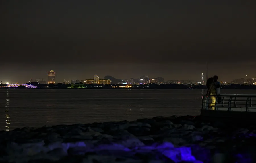 Aumento de tensiones en Medio Oriente: Ataques a la Embajada de EE.UU. en Riad y bases militares en la región