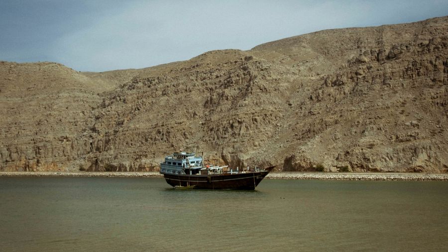 Irán avisa sobre consecuencias graves para buques que crucen el Estrecho de Ormuz