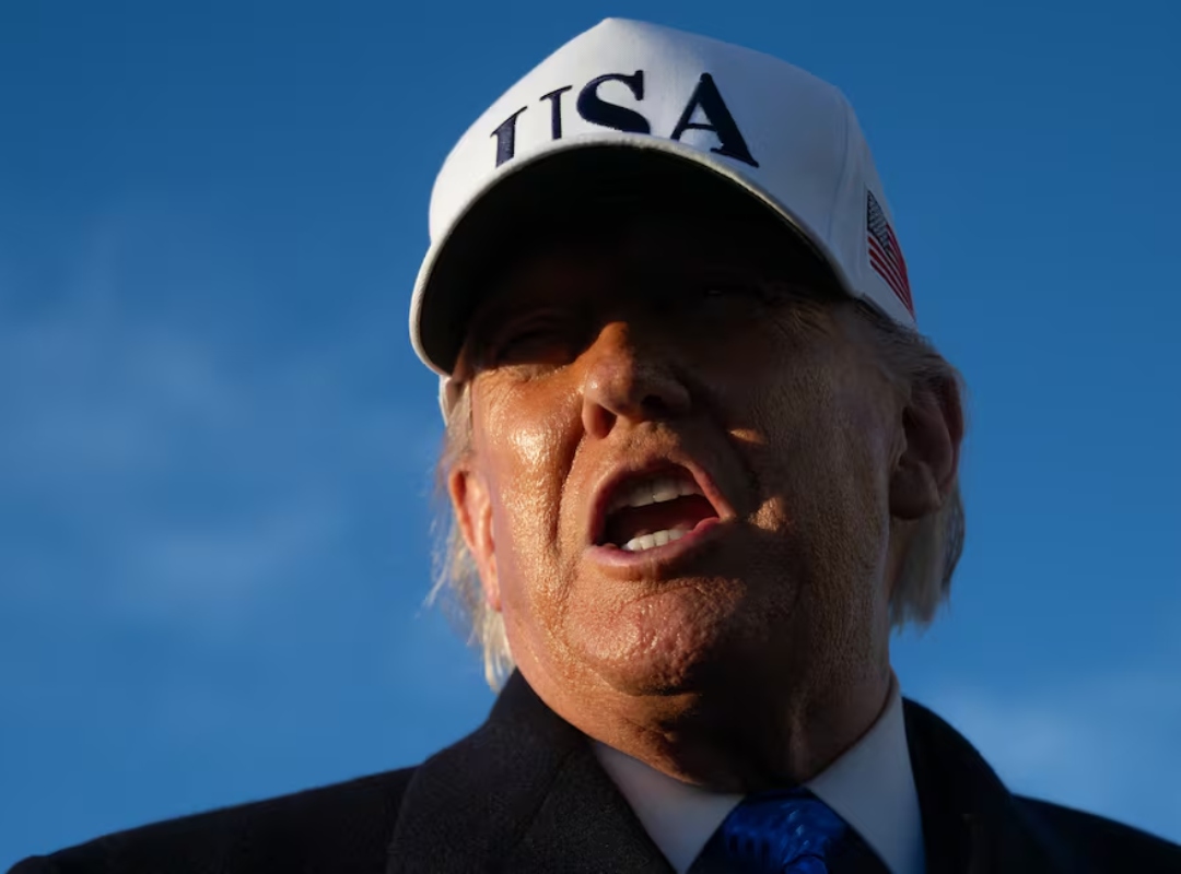 Trump emite advertencia a Irán: Posibilidad de destrucción de instalaciones vitales en caso de no alcanzar acuerdo