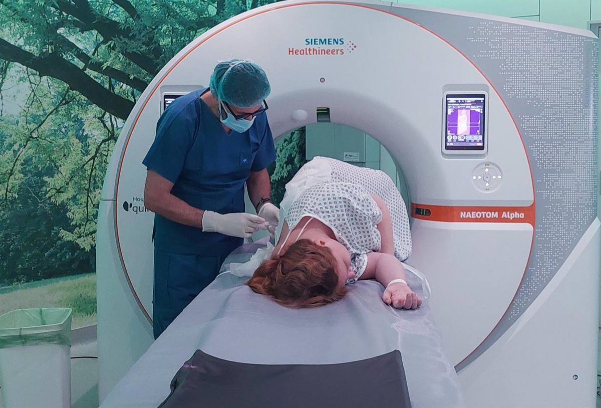 El dolor de cabeza que cede al acostarse: un síntoma clave de la hipotensión intracraneal espontánea