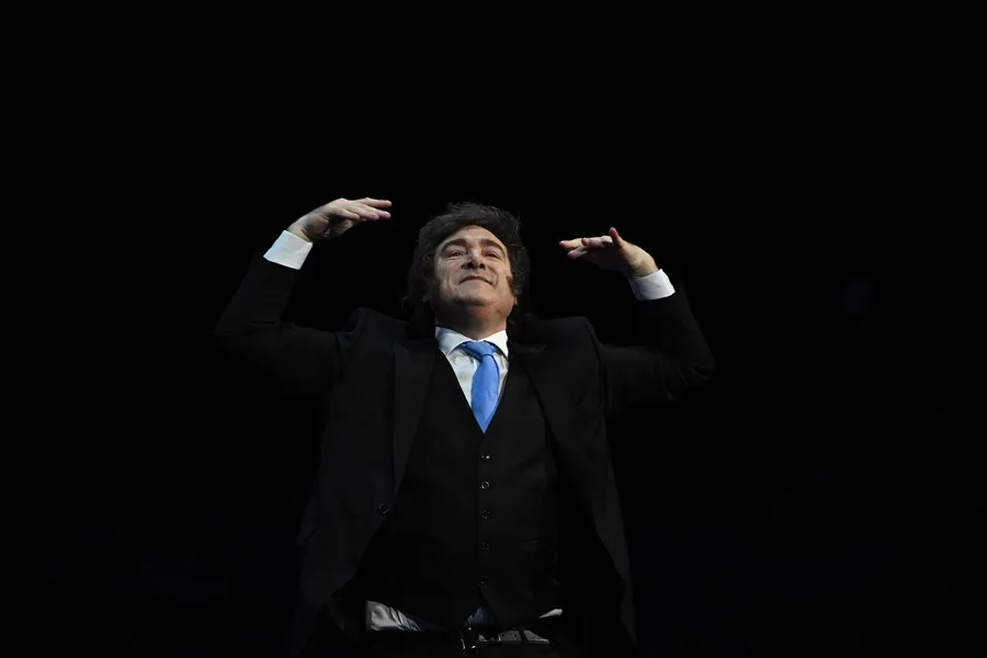 Javier Milei afirma que competirá por la reelección en las elecciones de 2027 en Argentina