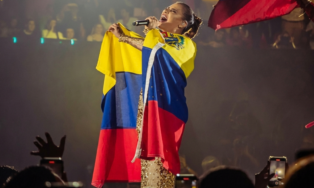 Olga Tañón paraliza Argentina para celebrar el título venezolano en el Clásico Mundial de Beisbol