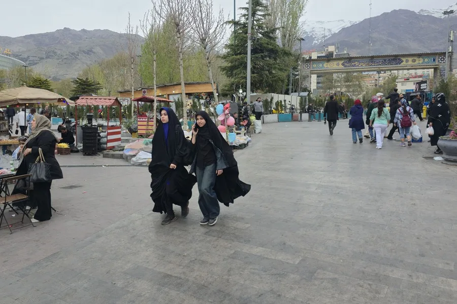 Irán afirma que negociaciones con EE.UU. avanzan, pero aún lejos de un acuerdo final a tres días del fin del alto el fuego