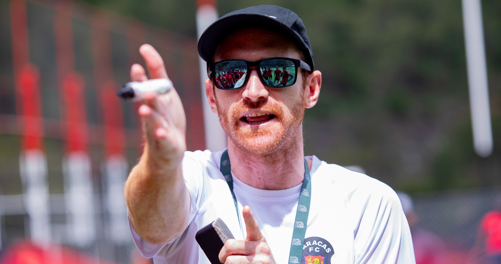 Fin de una era en el Rojo: Fernando Aristeguieta renuncia como técnico del Caracas FC y el club le abre las puertas de par en par