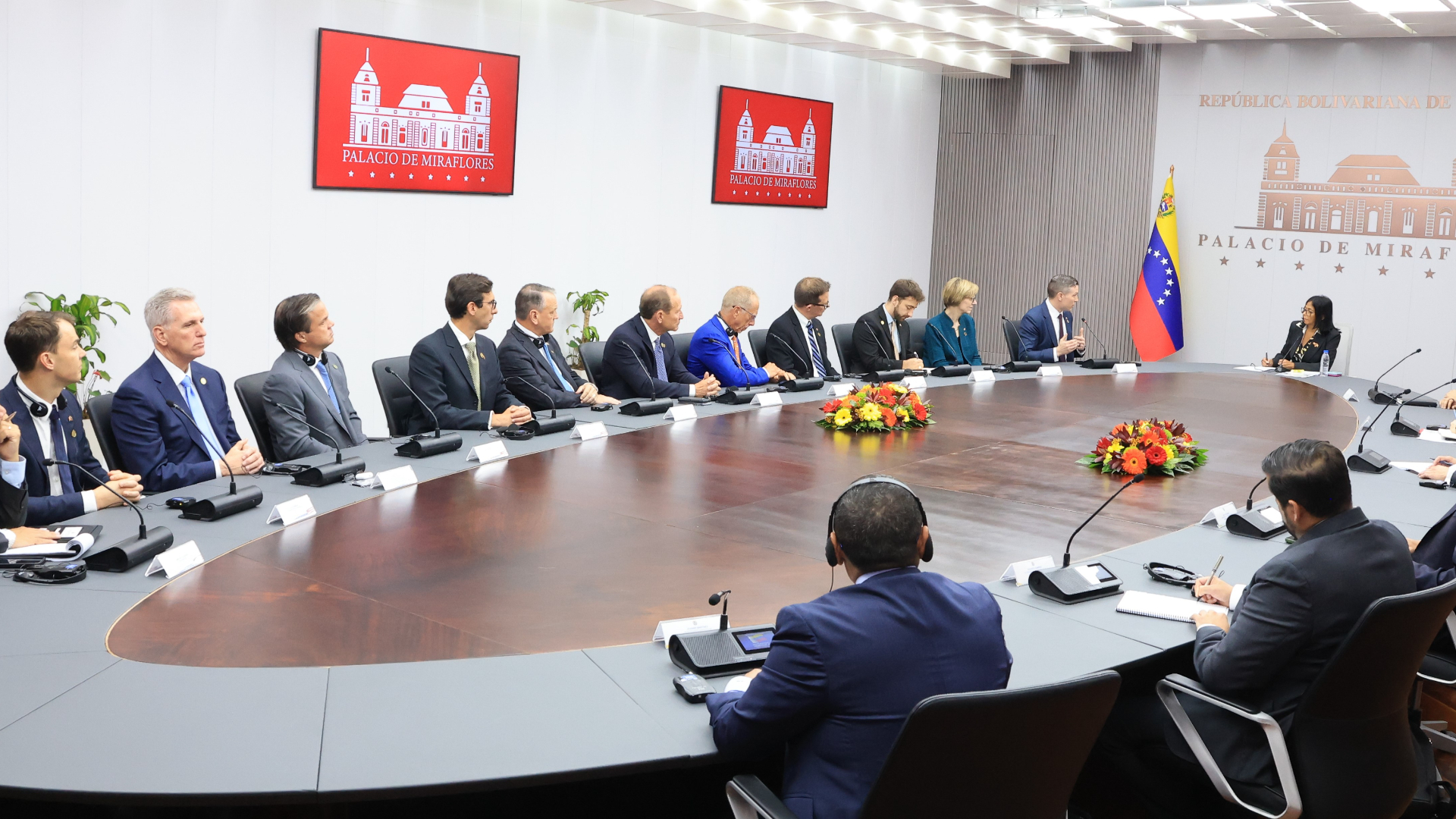 Presidenta encargada Delcy Rodríguez recibe al subsecretario Haustveit y delegación de Energía de EE. UU. y reitera necesidad de cese definitivo de sanciones