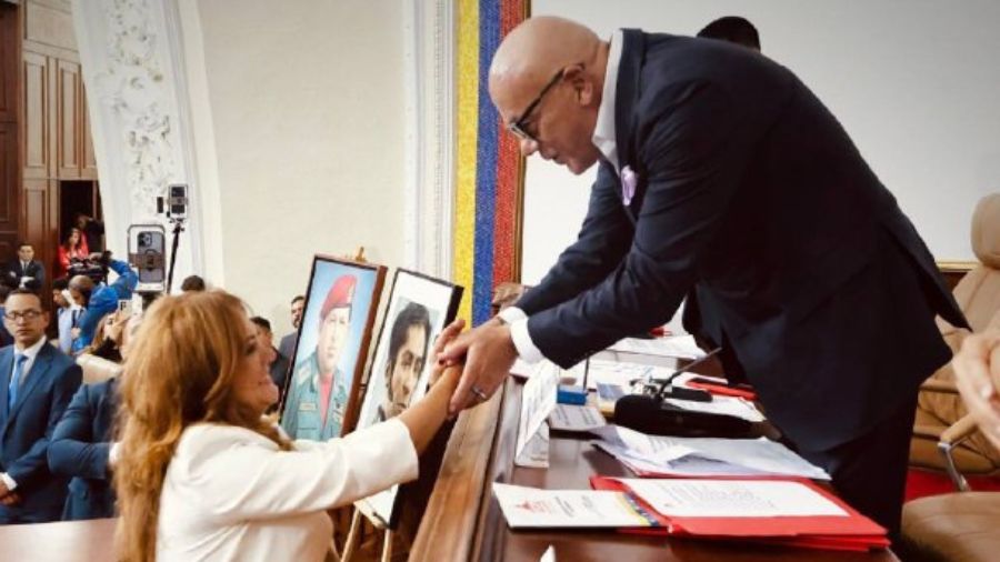 Jorge Rodríguez: “Cumplimos con el mandato constitucional al juramentar al Fiscal General y a la Defensora del Pueblo”