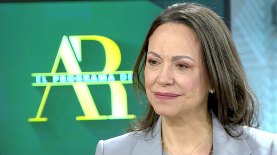 María Corina Machado rechaza desde Madrid el levantamiento de sanciones a Venezuela: “Si se quita esa supervisión, volverán a la represión”