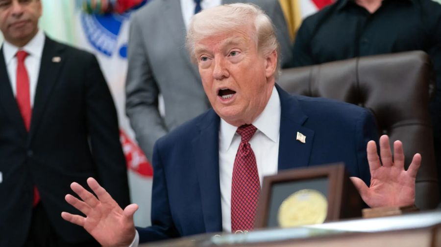 Trump acusa a Irán de violar “en numerosas ocasiones” el alto el fuego mientras Teherán denuncia “piratería” estadounidense en el mar de Omán